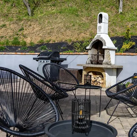 Diofaliget * Pogány