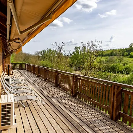 Diofaliget アパート *