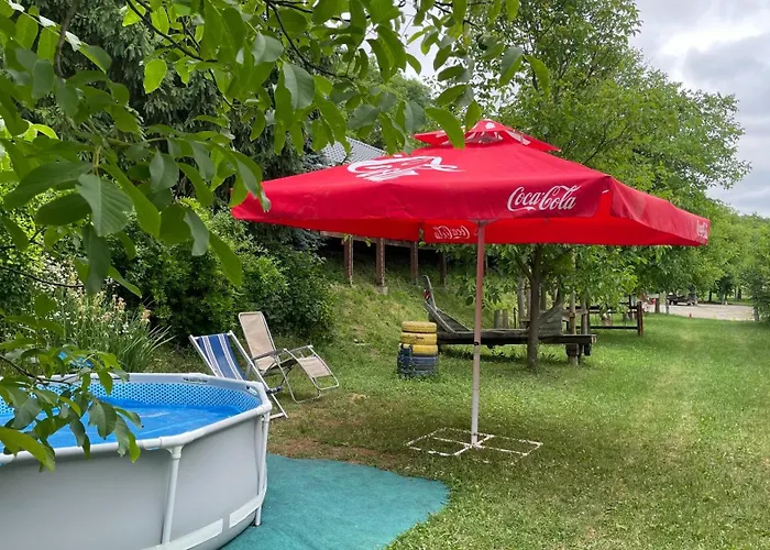 Diófaliget Pogány
